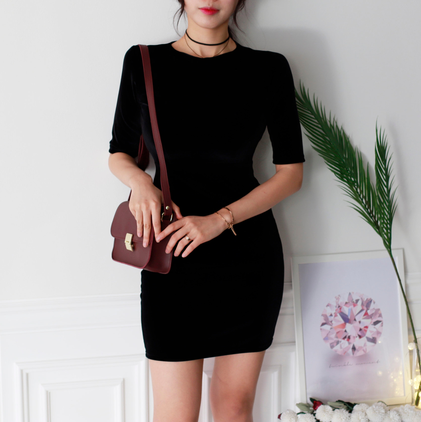 Winter Velvet Dress One-to-One