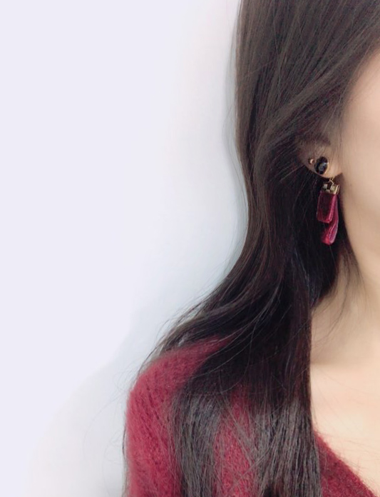 Velvet pearl drop 12-piece set Earrings Modern gli