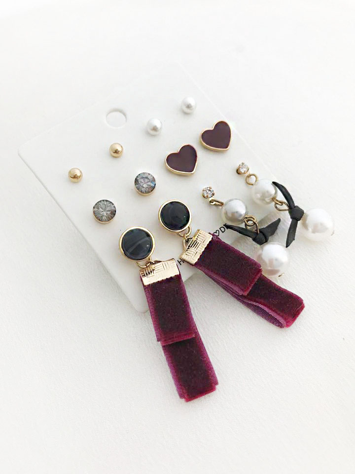 Velvet pearl drop 12-piece set Earrings Modern gli