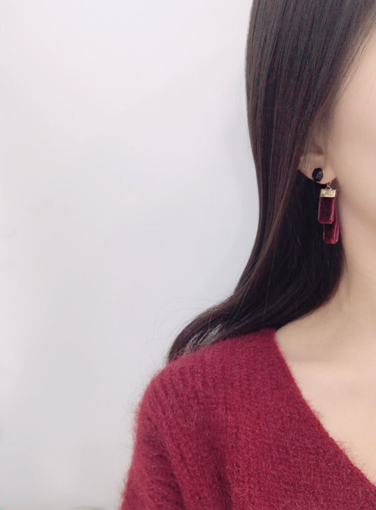 Velvet pearl drop 12-piece set Earrings Modern gli