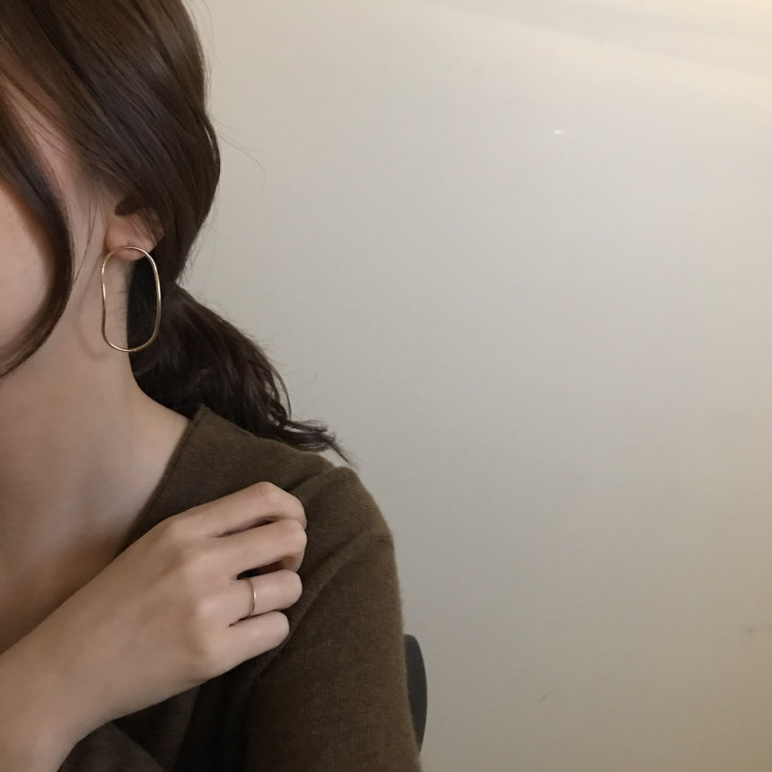 Id line drop earrings