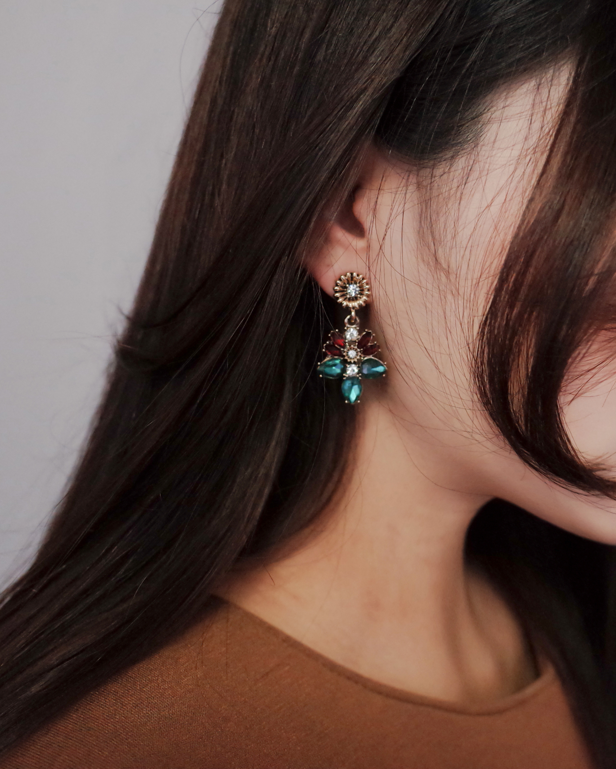 3Colors Antique Blanc Mademoiselle Color Point Ear