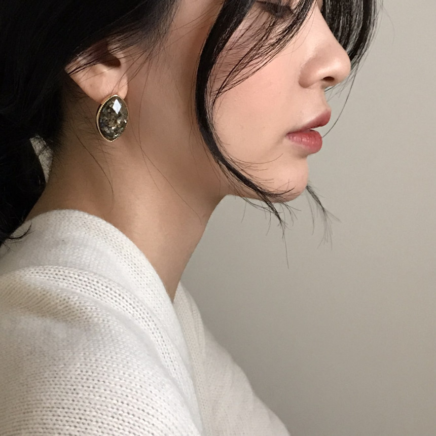 Raon mother-of-pearl Earrings Classic Look Chic Do