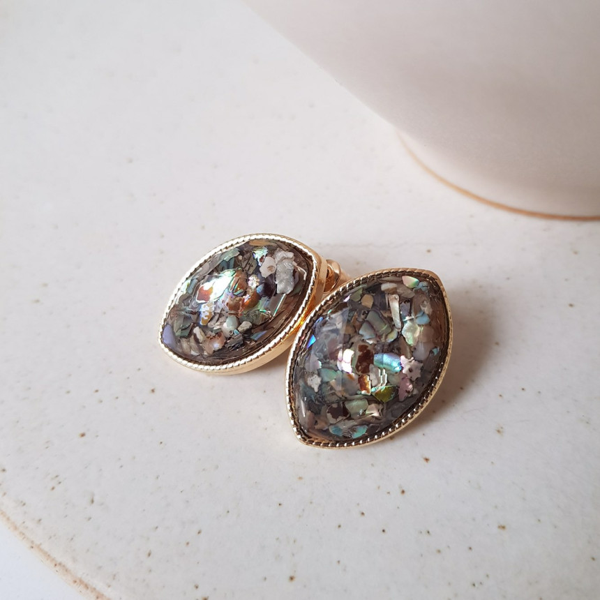 Raon mother-of-pearl Earrings Classic Look Chic Do