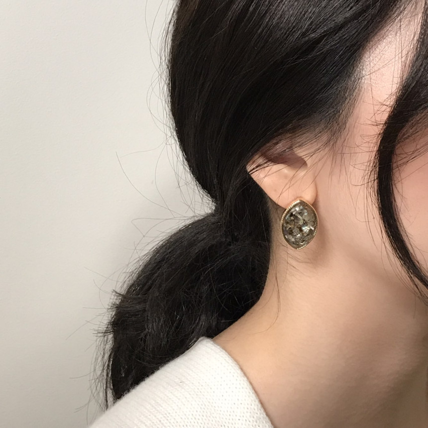 Raon mother-of-pearl Earrings Classic Look Chic Do
