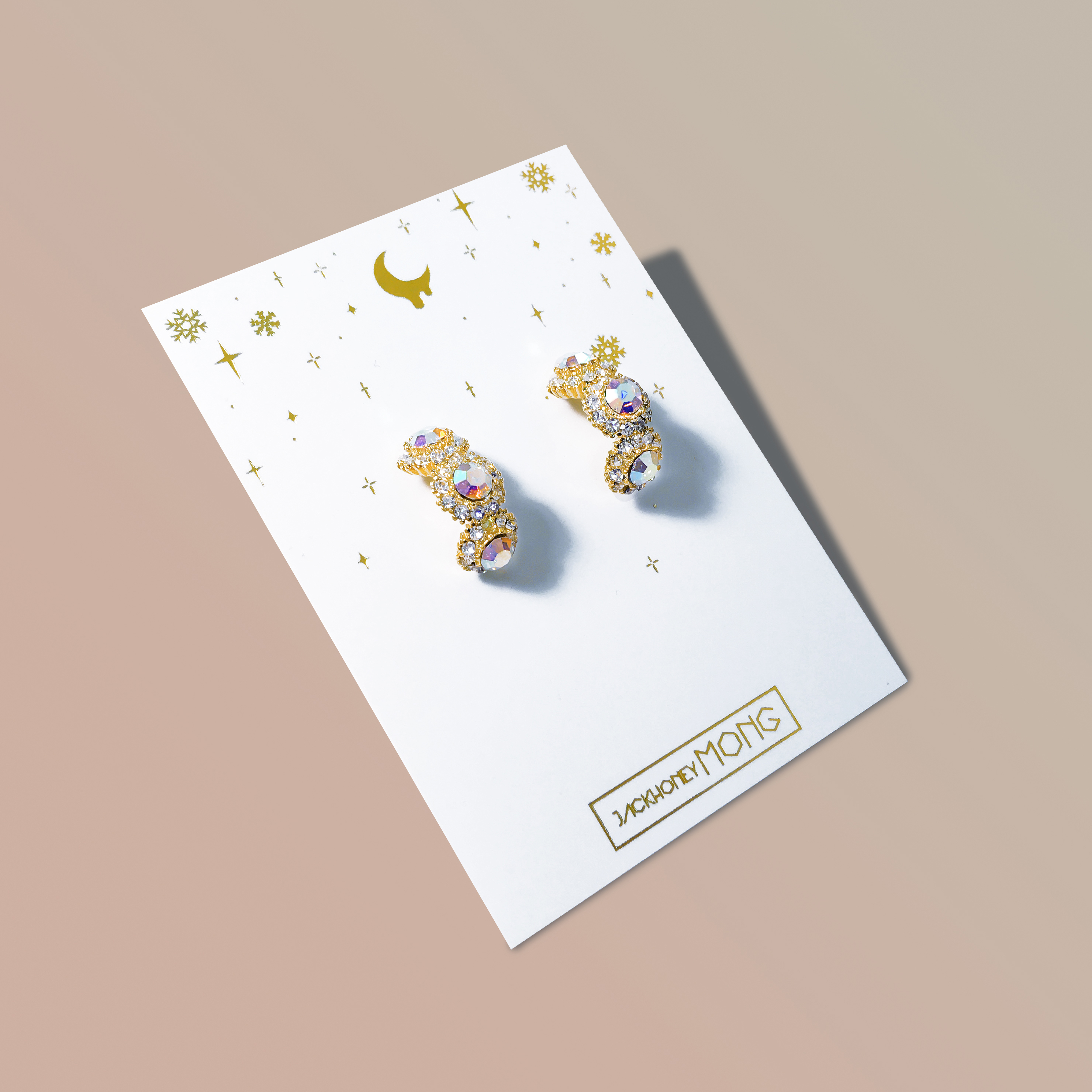 Cherish earrings Unique twenties women neat pure n