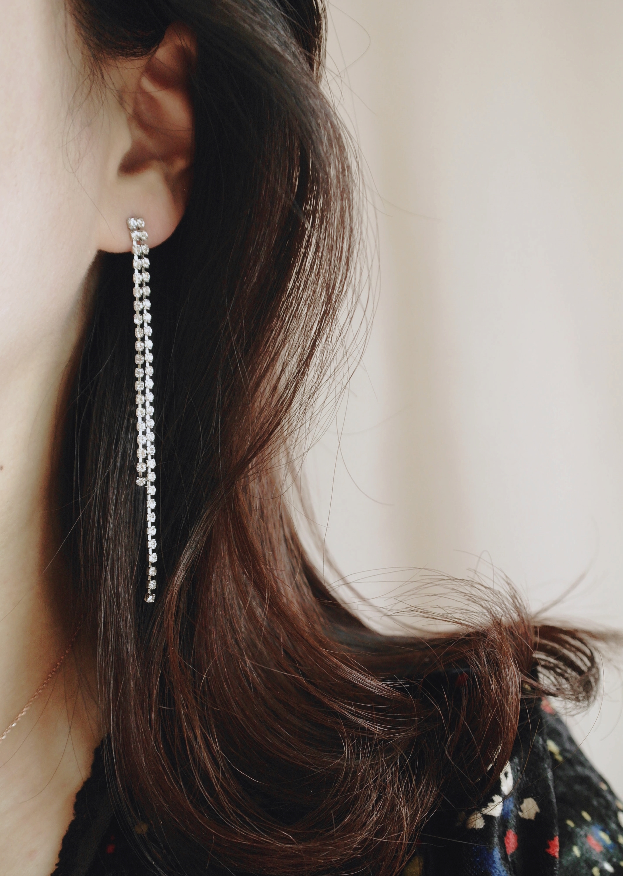 Simple Cubic Jalan Long Drop Earrings Classic Look