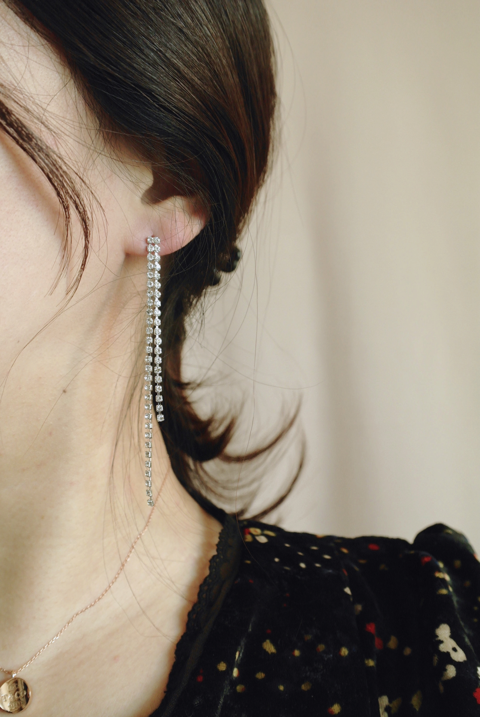 Simple Cubic Jalan Long Drop Earrings Classic Look