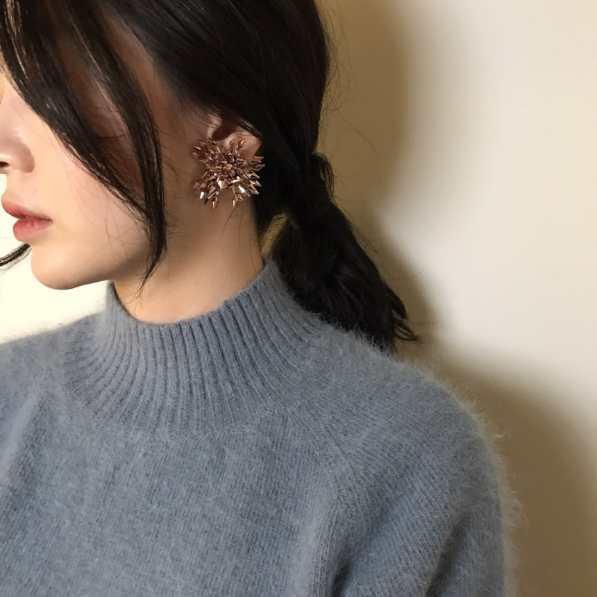 Danuby Overbearing Earrings 2color Patriotic Lovel