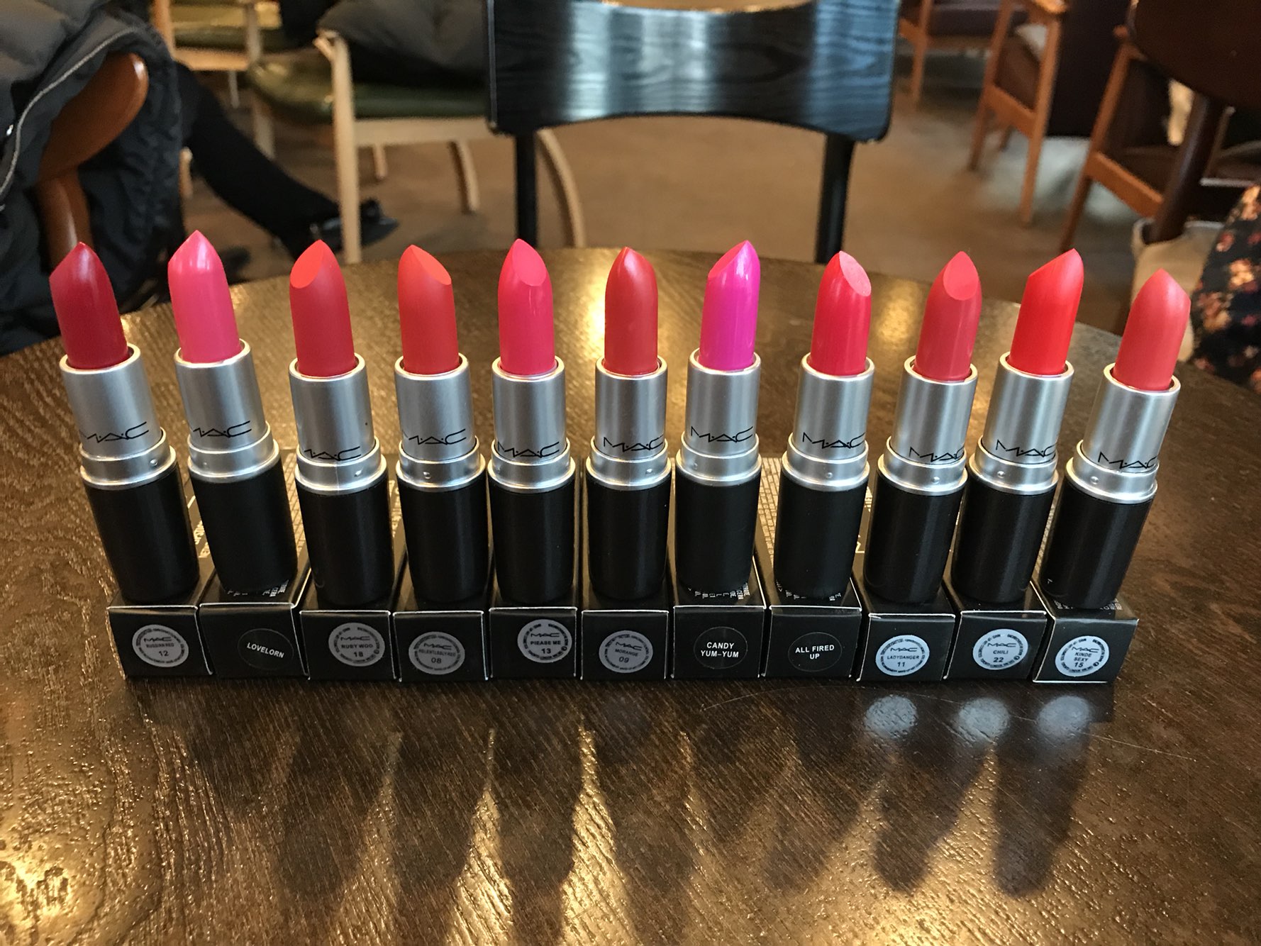 MAC Mac Lipstick st 11 color stock disposal Gullis