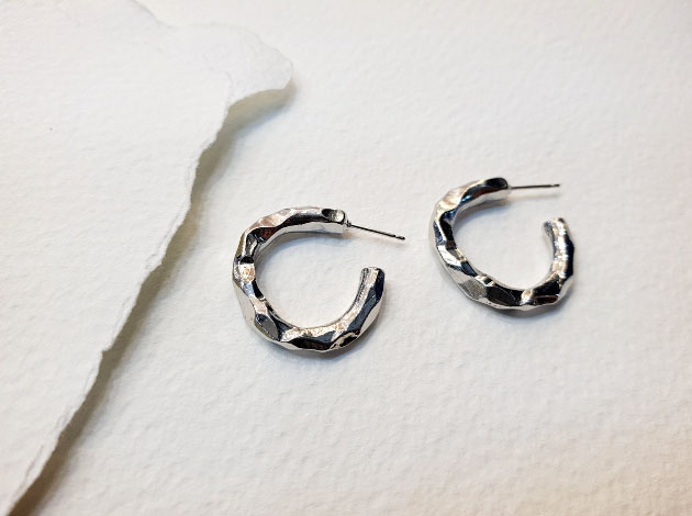 Same-Day Shipping Vintage Bold Ring Earrings Date 