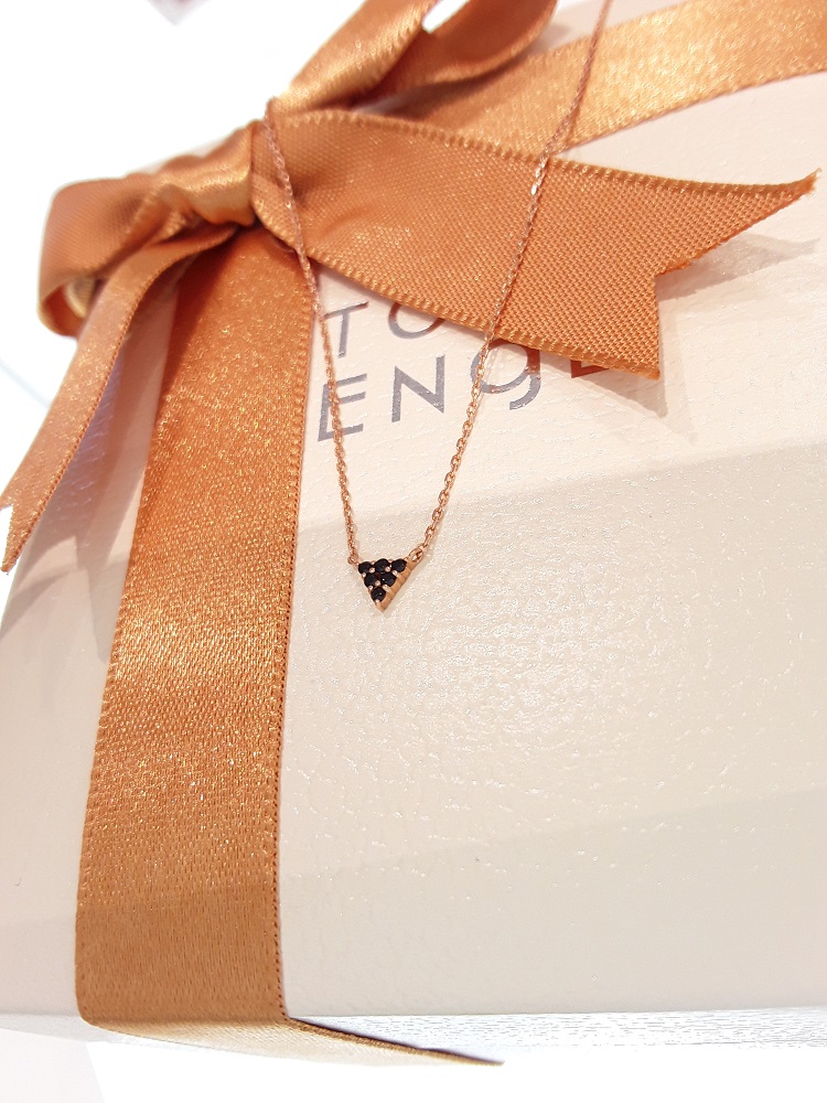 Stonehenge Rose Gold Necklace K0800