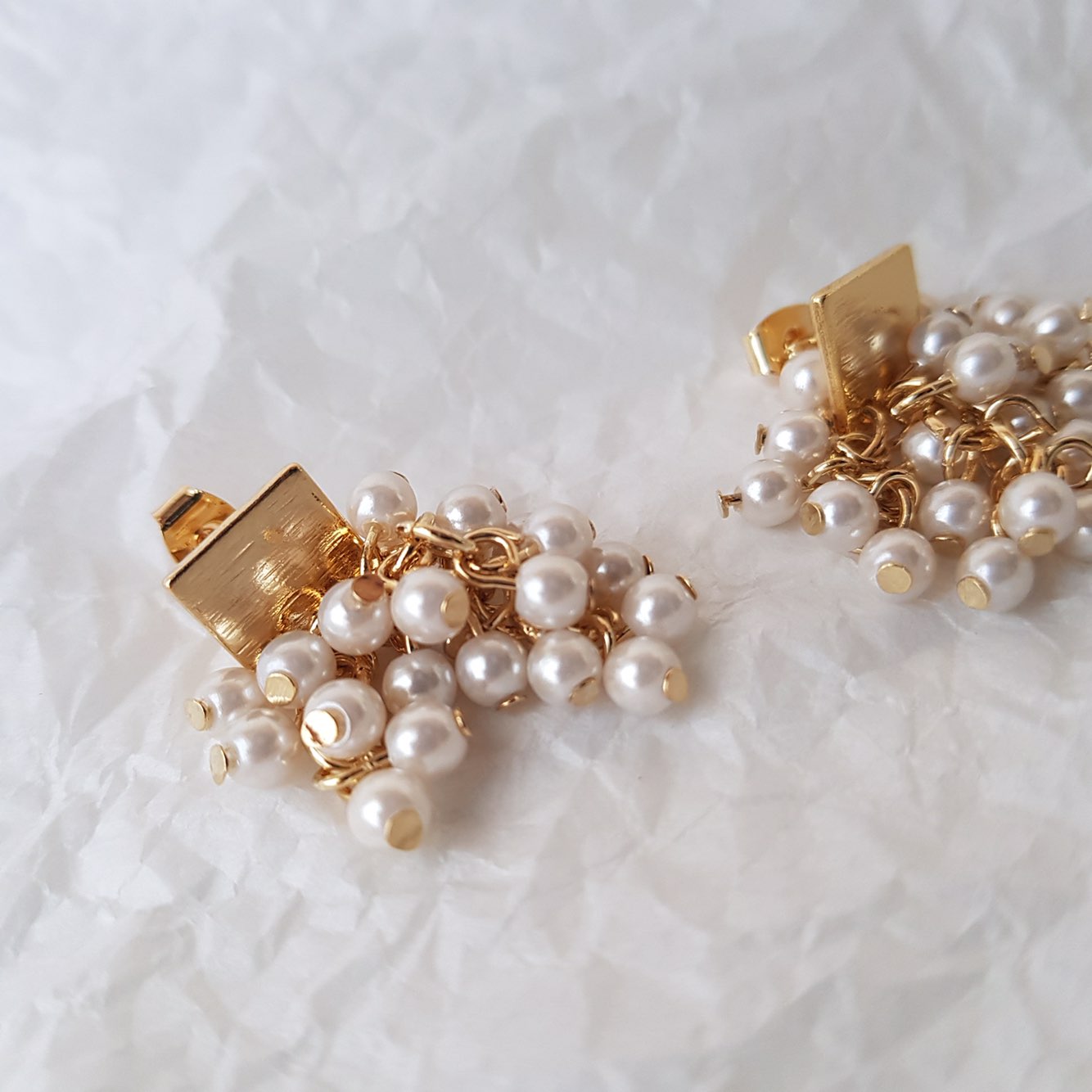 Aiina Pearl Song Drop Earrings Wedding Look Office