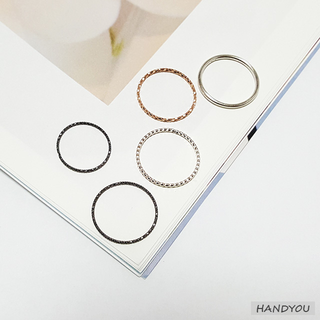 <b><p>Layered cutting Thad daily collecon black</p></b><b><p>重ね着 カッティング 糸リ デイリー コレクション ブラック ガードリ 一言 ナルリ</p></b><br /><br /><p align='center'>