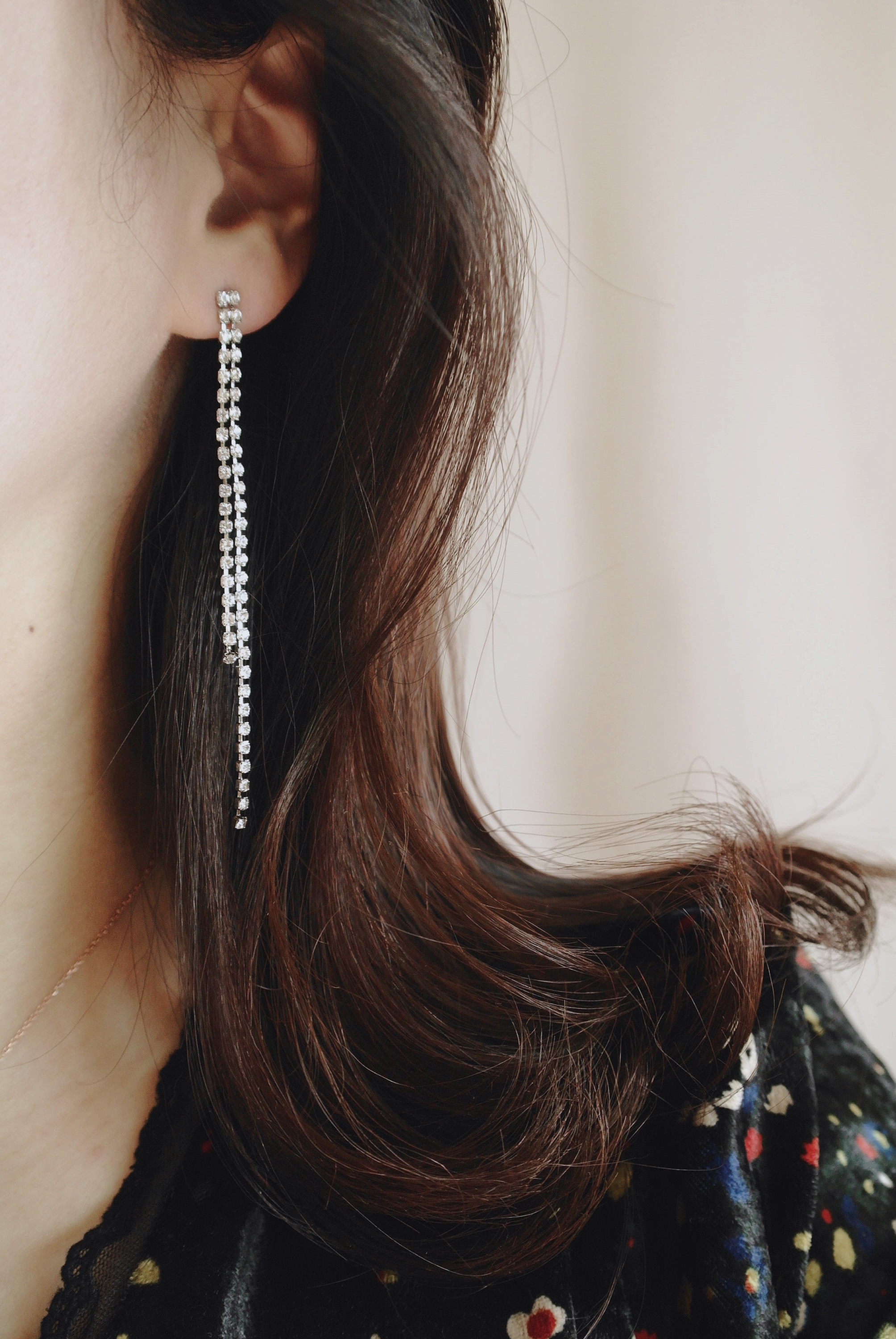 Simple Cubic Jalan Long Drop Earrings Classic Look