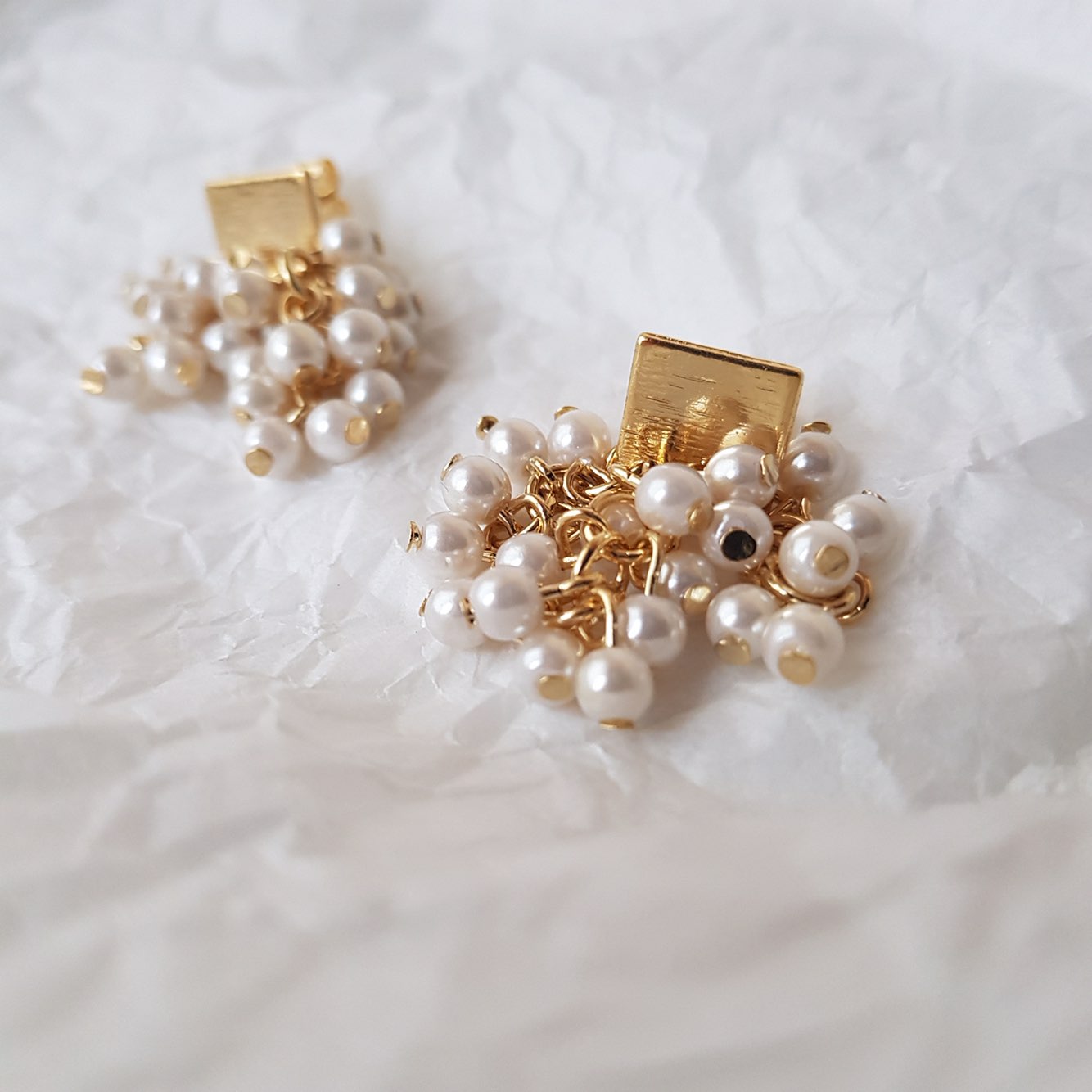 Aiina Pearl Song Drop Earrings Wedding Look Office