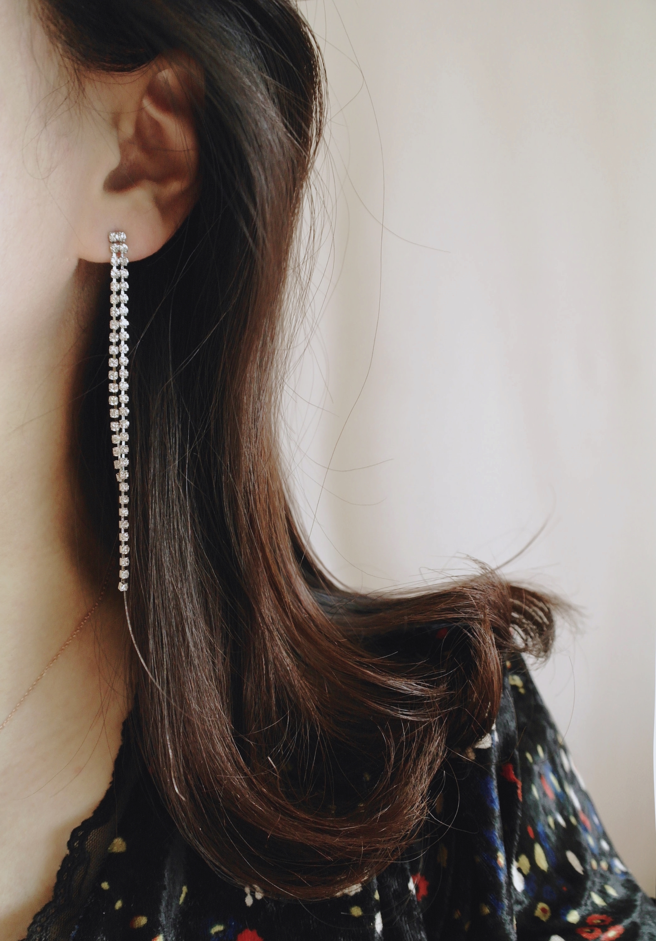 Simple Cubic Jalan Long Drop Earrings Classic Look
