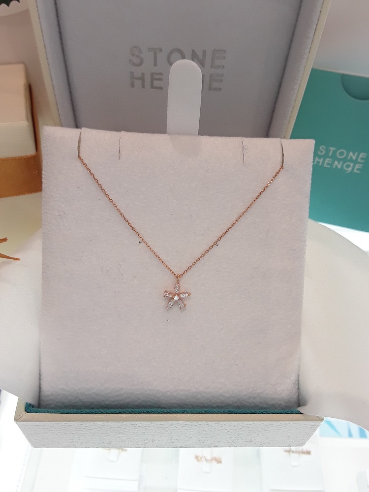 Stonehenge rose gold necklace I0083 Daily Look Lov