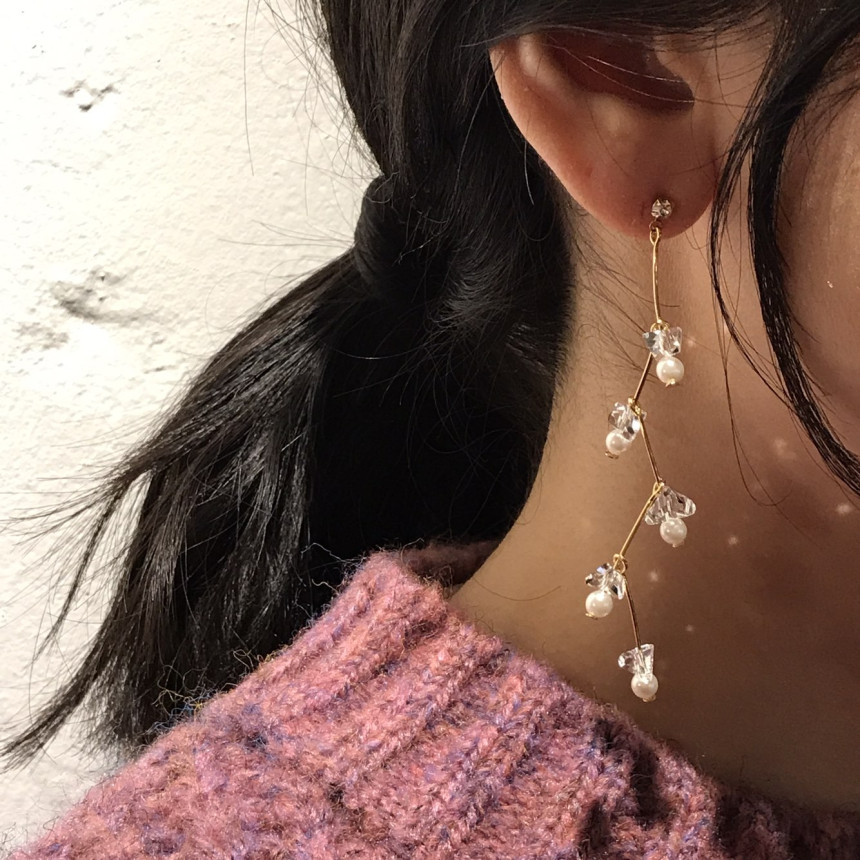 Zig Zag Crystal Cubic Drop Earrings 2color Cheung 