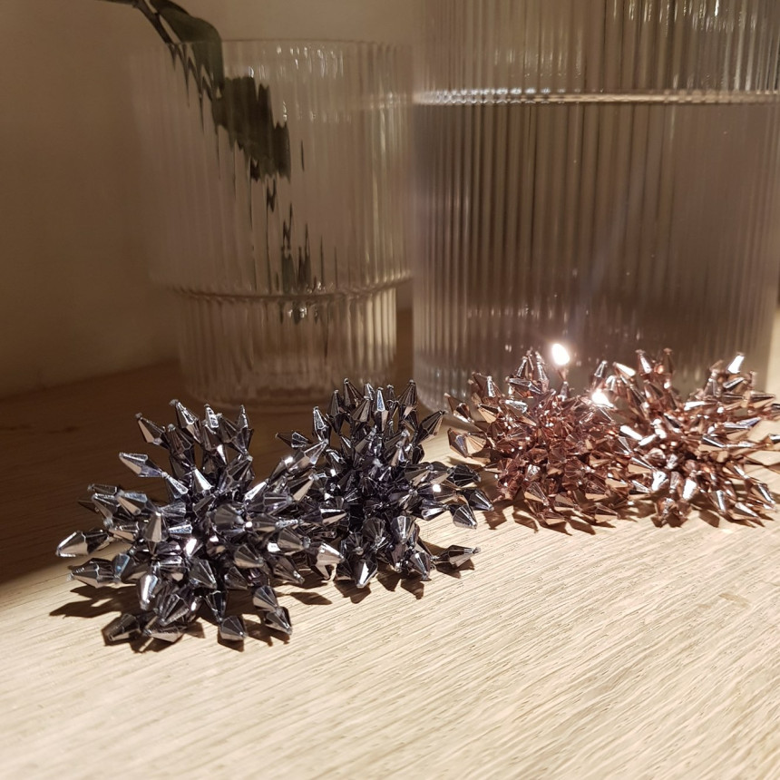 Danuby Overbearing Earrings 2color Patriotic Lovel