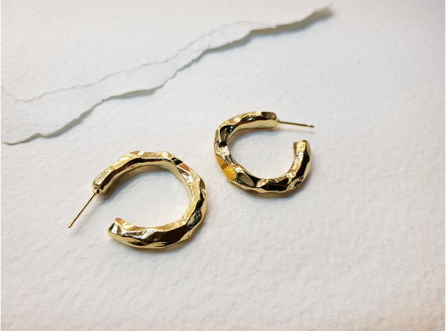 Same-Day Shipping Vintage Bold Ring Earrings Date 