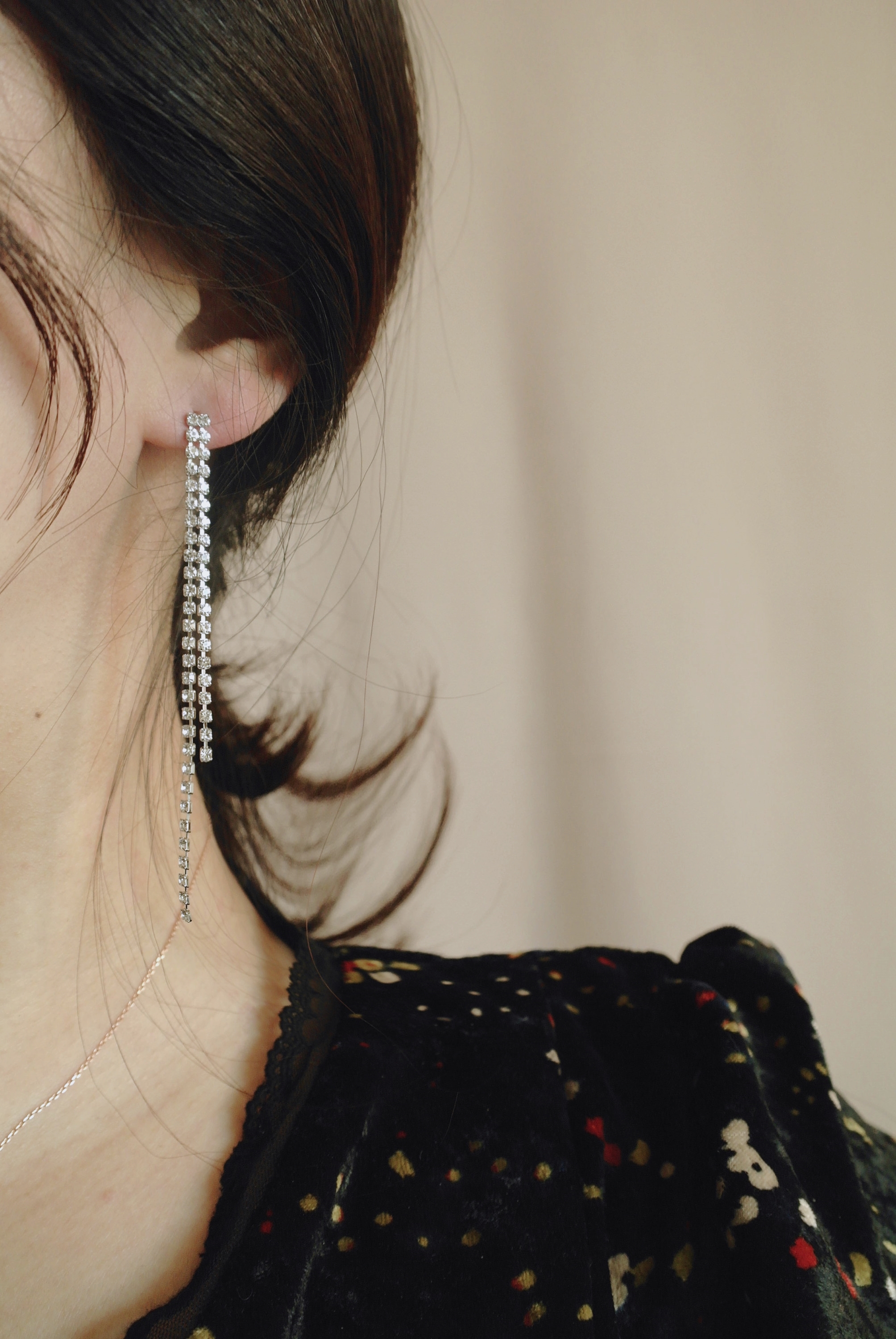 Simple Cubic Jalan Long Drop Earrings Classic Look