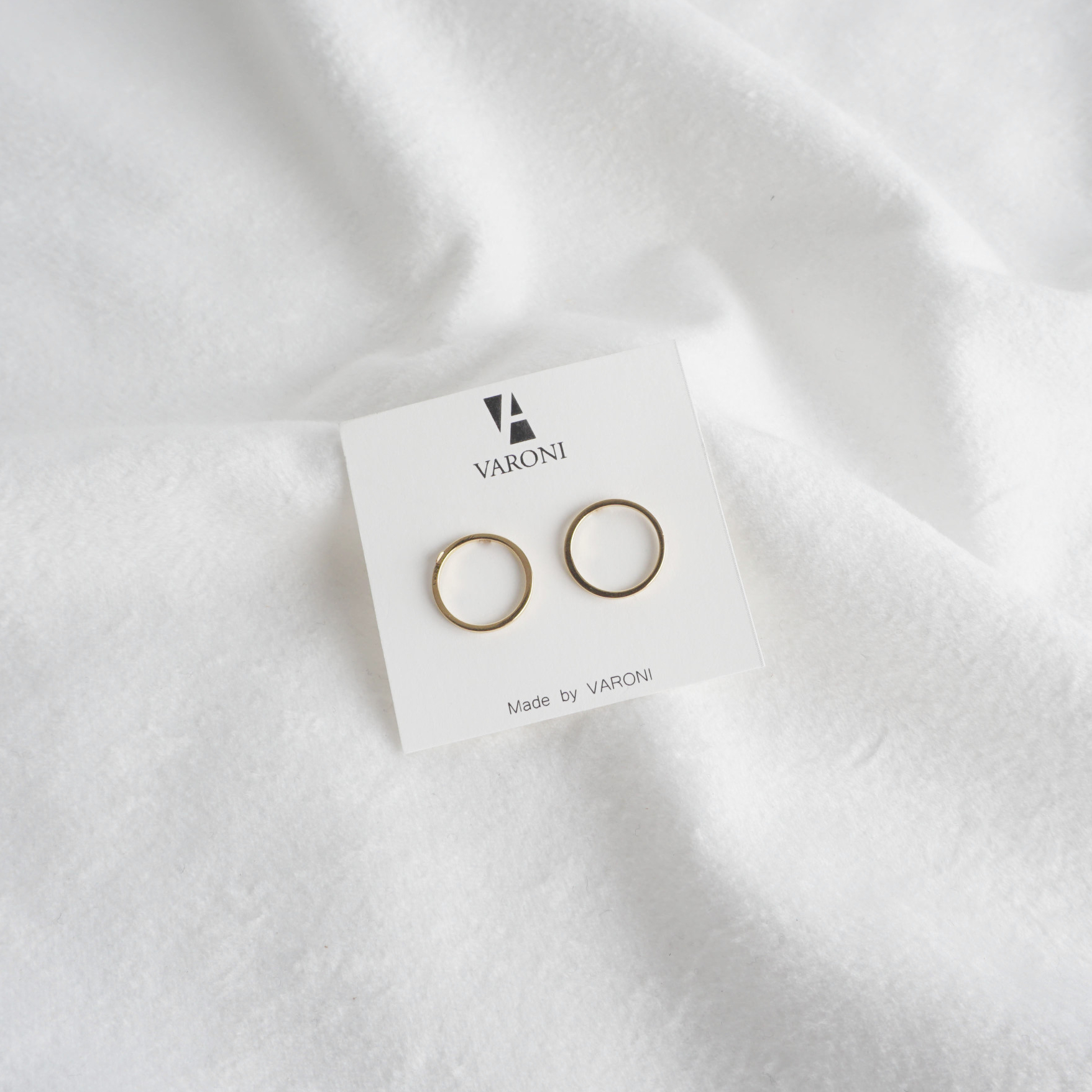 Simple earrings 10 species 3,000 yen Women's Da