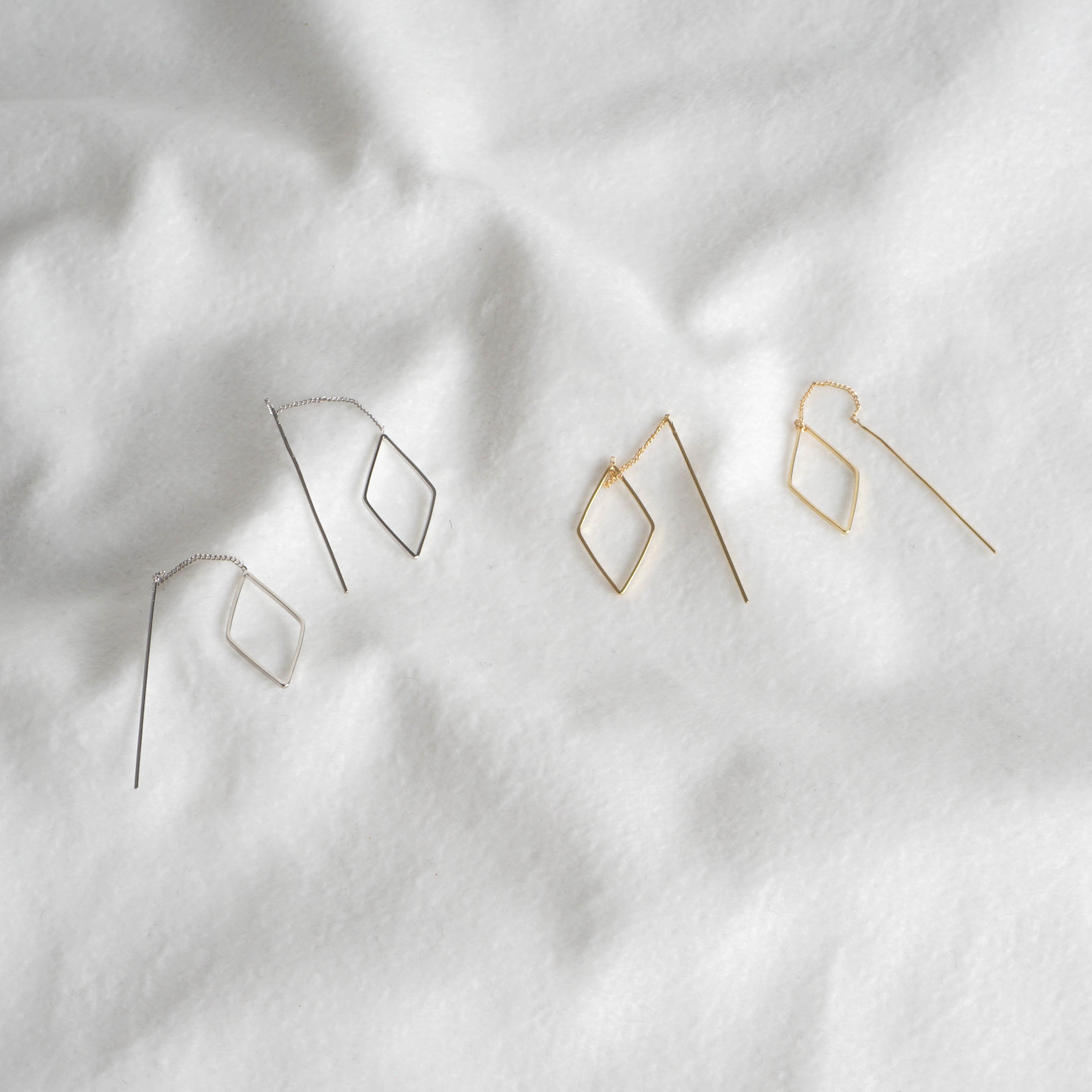 Simple earrings 10 species 5,000 won Women's gi