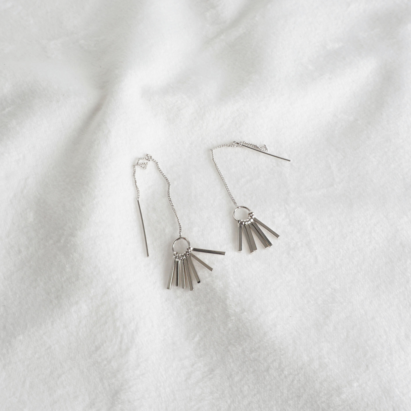 Simple earrings 10 species 5,000 won Women's gi
