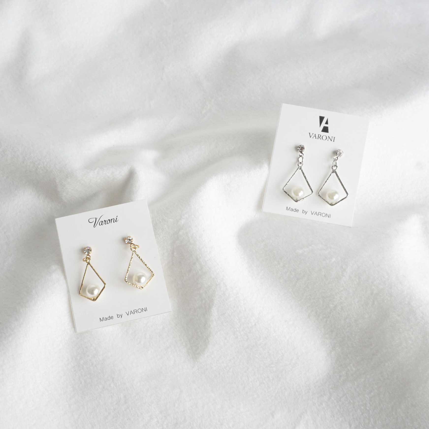 Simple earrings 10 species 5,000 won Women's gi