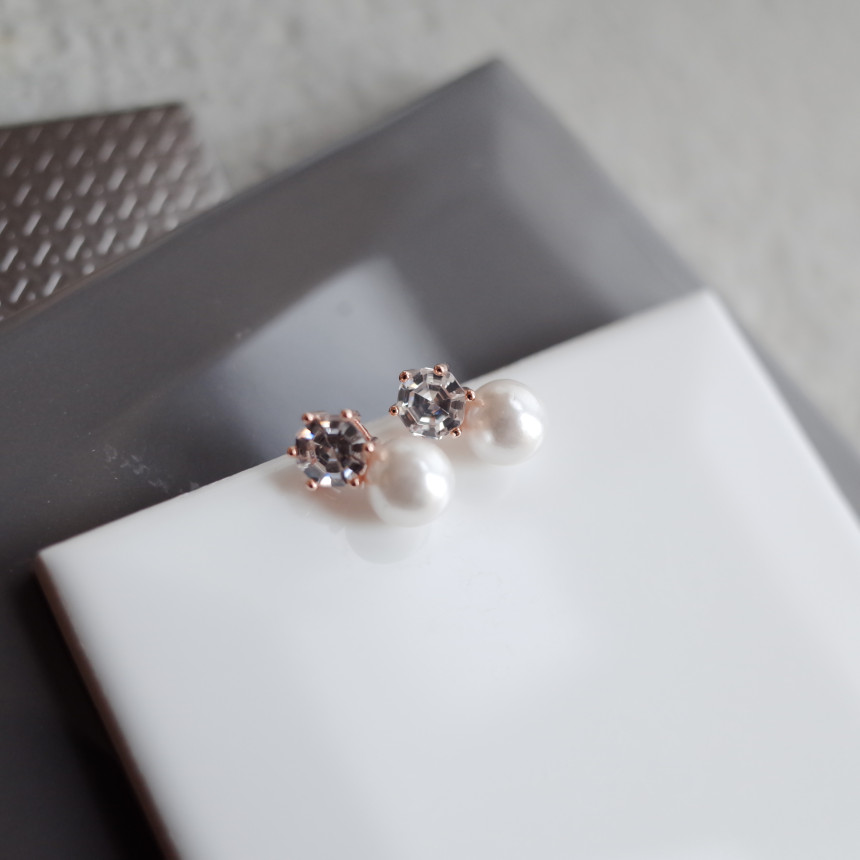 Simple Modern Mini Pearl Earrings Silver Earrings 