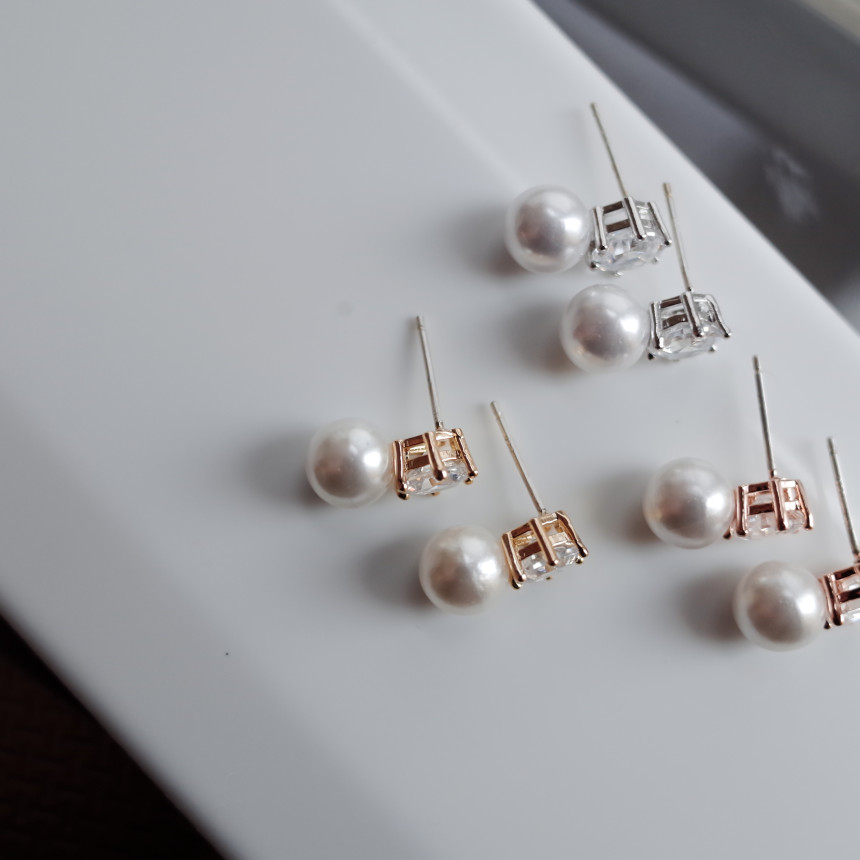 Simple Modern Mini Pearl Earrings Silver Earrings 