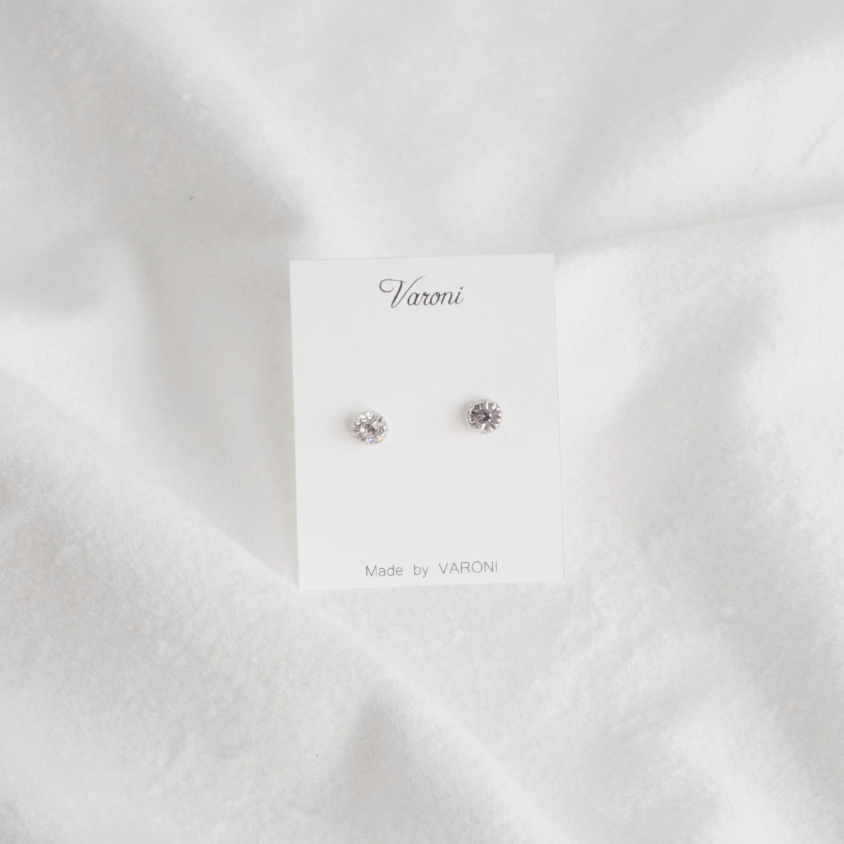 Simple earrings 10 species 3,000 yen Women's Da