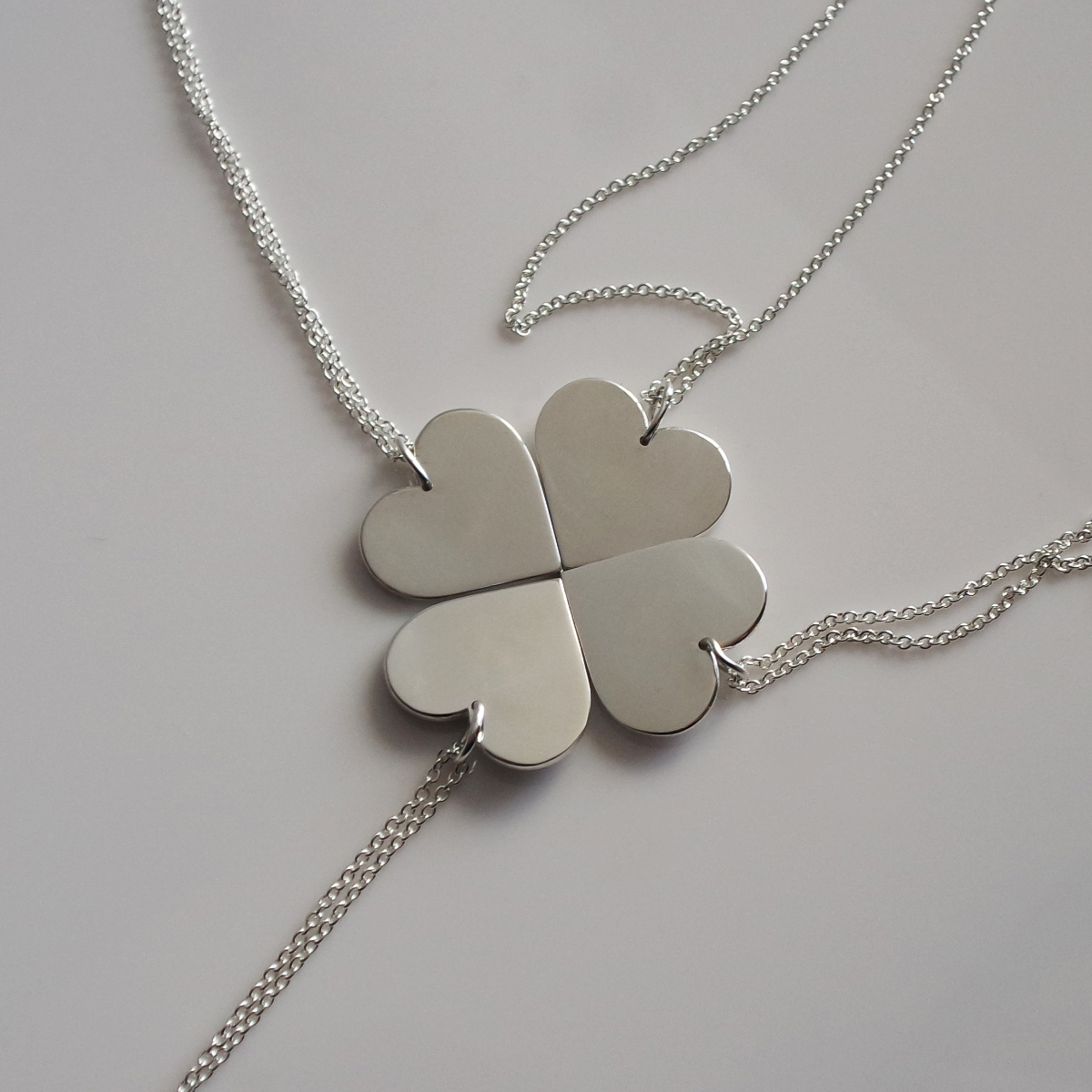 Silver gift necklace gift friendship four leaf stu