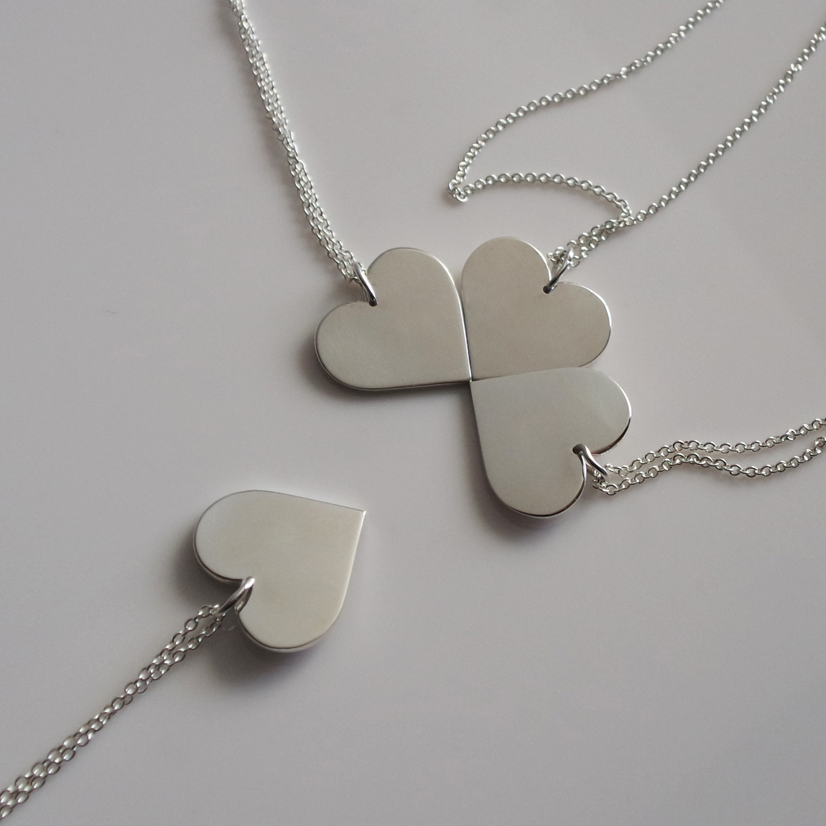 Silver gift necklace gift friendship four leaf stu