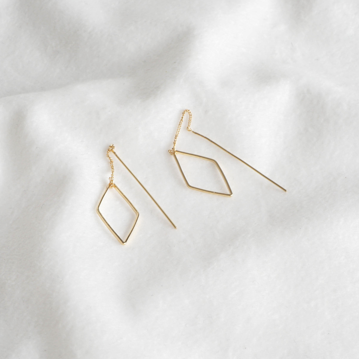 Simple earrings 10 species 5,000 won Women's gi