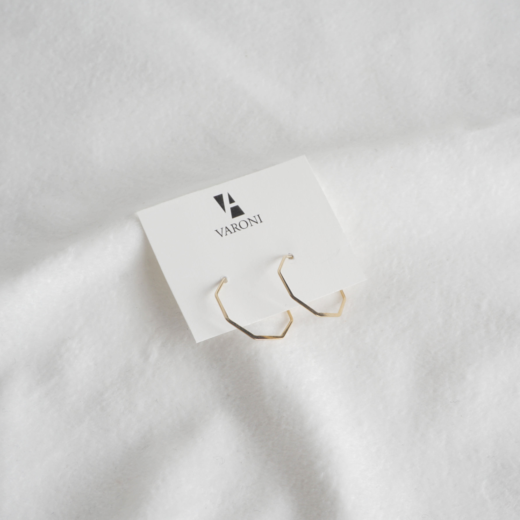 Simple earrings 10 species 3,000 yen Women's Da