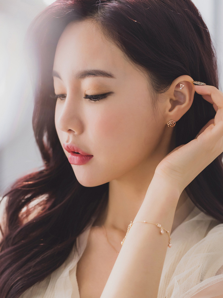 <b><p>Rubbing Than flowers you One tch earr 14k</p></b><b><p>ブルリング 花より あなた ワンタッチ イヤ 14k シンプル デイリー ピンクゴールド</p></b><br /><br /><p align='center'>