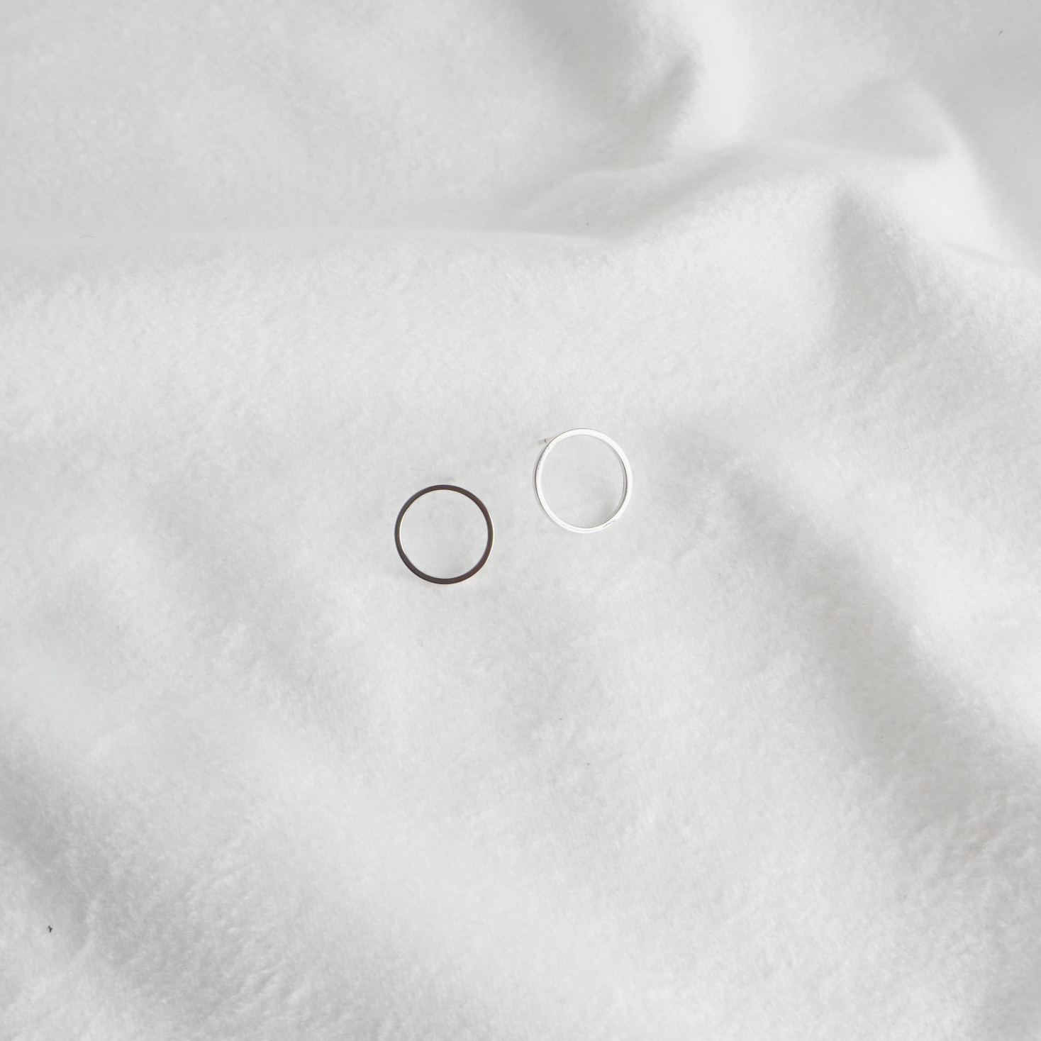 Simple earrings 10 species 3,000 yen Women's Da