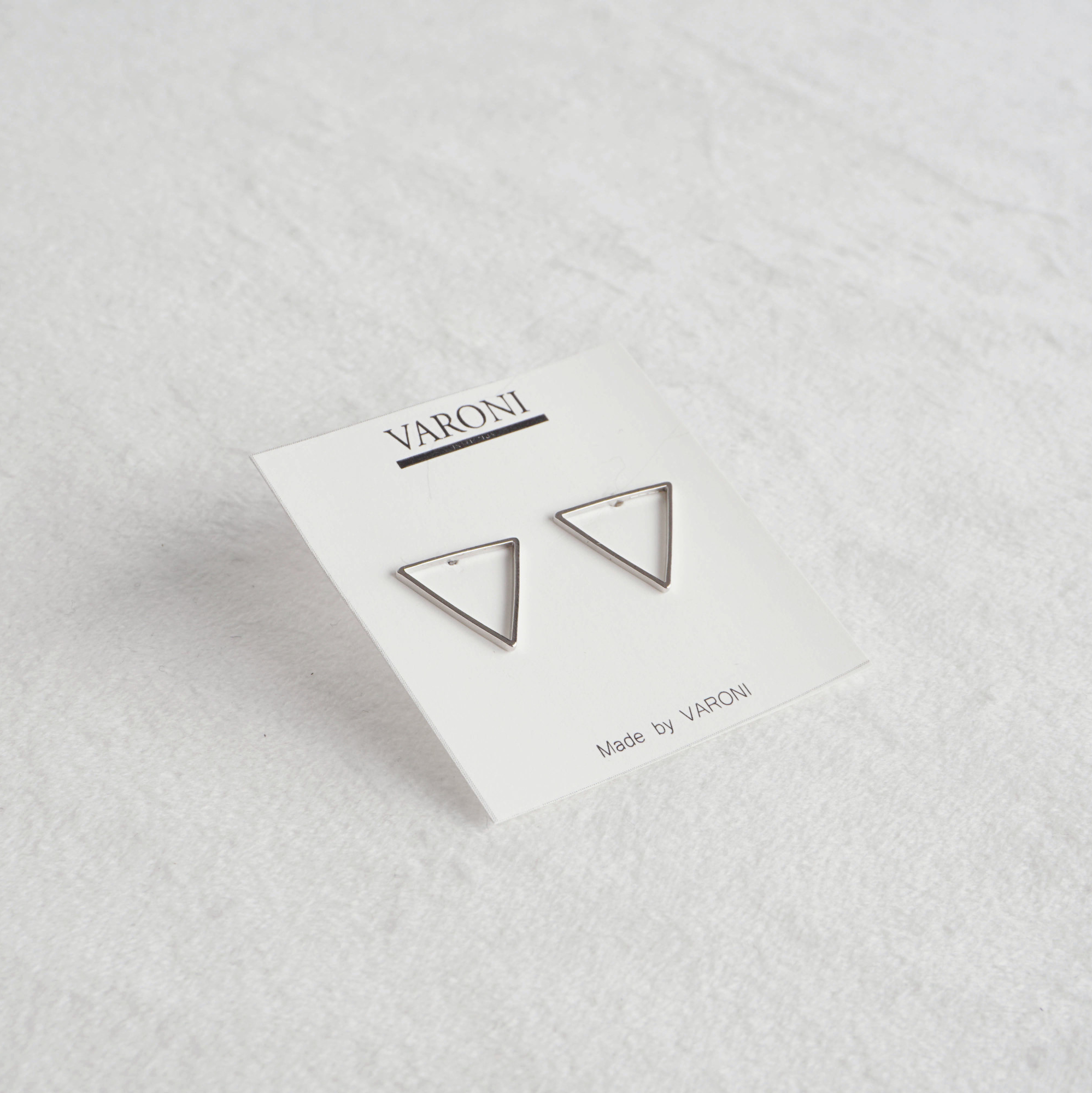 Simple earrings 10 species 3,000 yen Women's Da