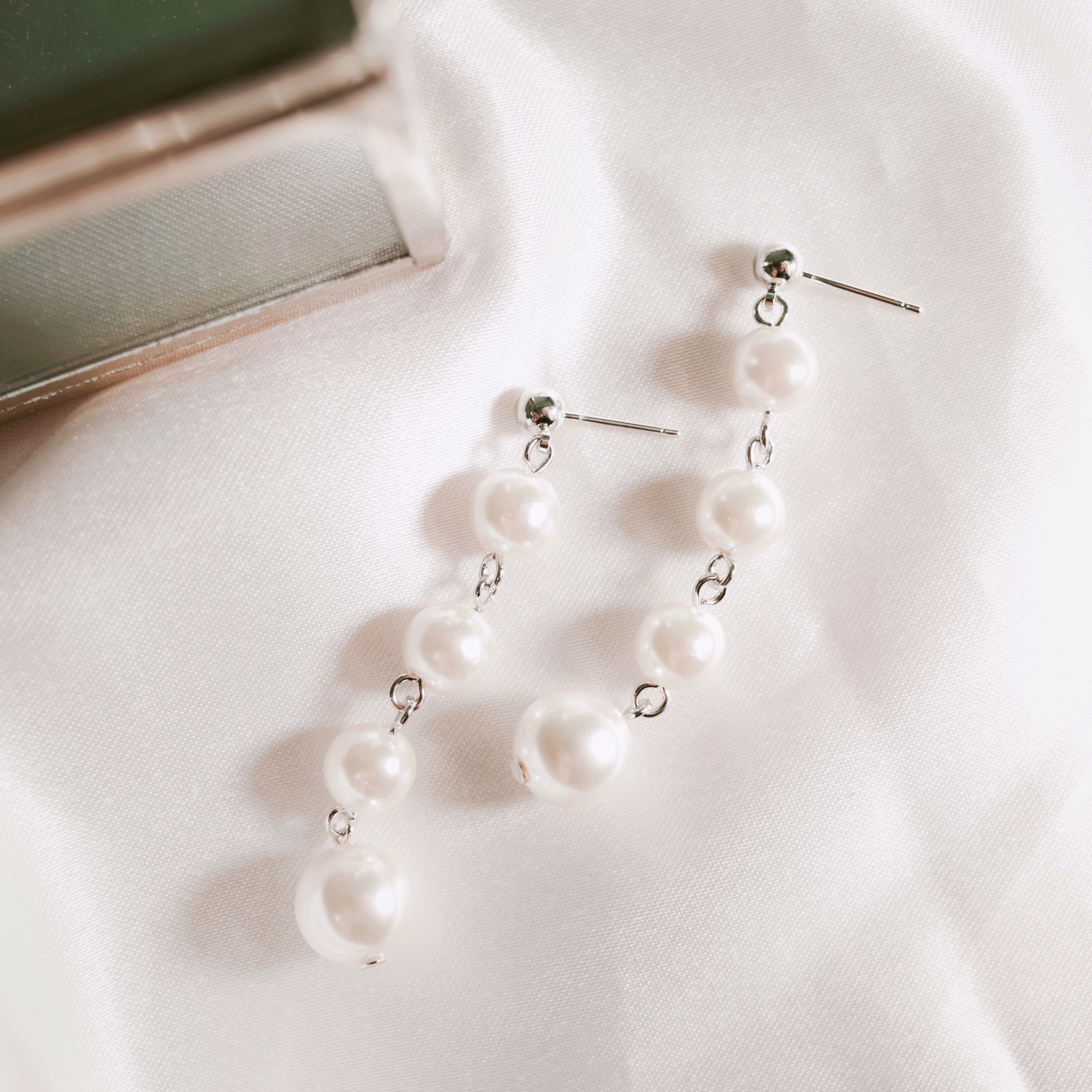 Specials Laurel Pearl Drop Earring 2color Earring 