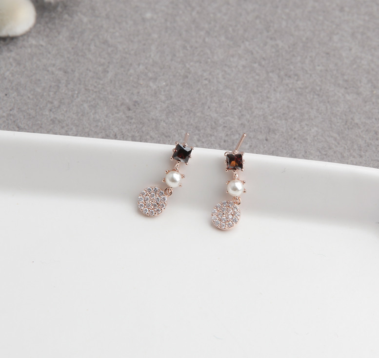 Reebub Cubic Earrings