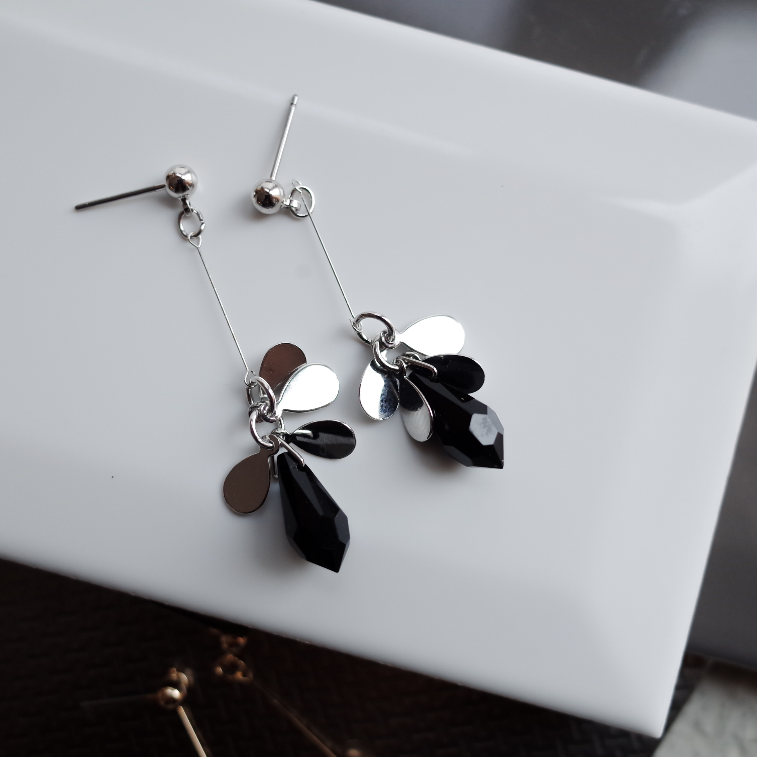 BENNO MANUFACTURING NO.69 Billy Glass Sparkling Dr