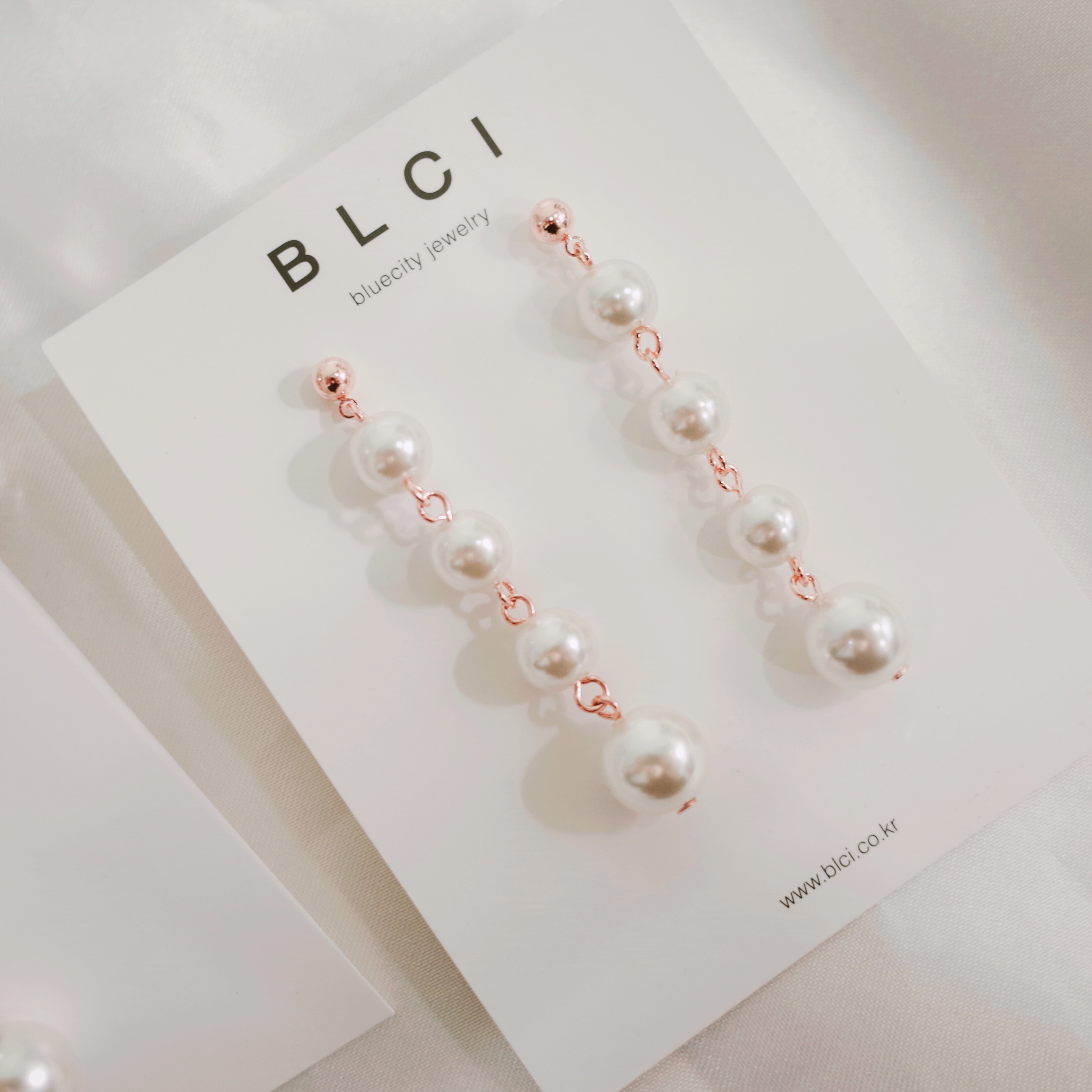 Specials Laurel Pearl Drop Earring 2color Earring 
