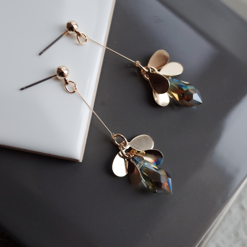 <b><p>Beneno Production Mourning NO.69 Billy Glass</p></b><b><p>ベネノ製作 無排 NO.69 ビリー グラス光沢 糸ドロップカンカンイヤリング スタイリッシュな</p></b><br /><br /><p align='center'>