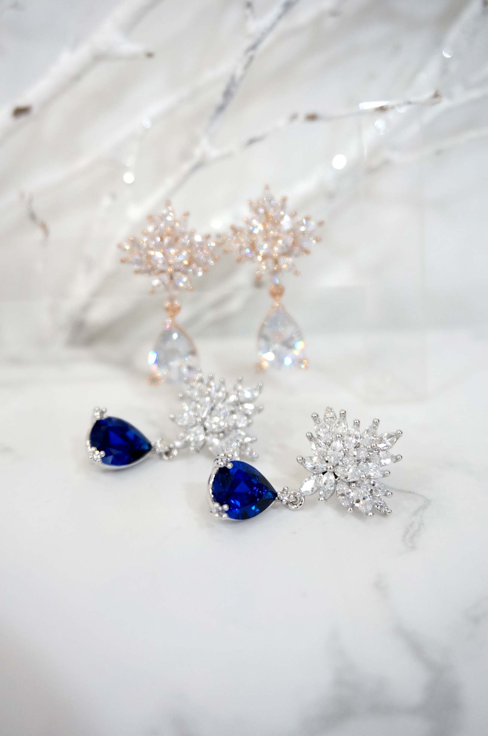 Snow Queen Drop Drop Earrings Bright luxurious uni