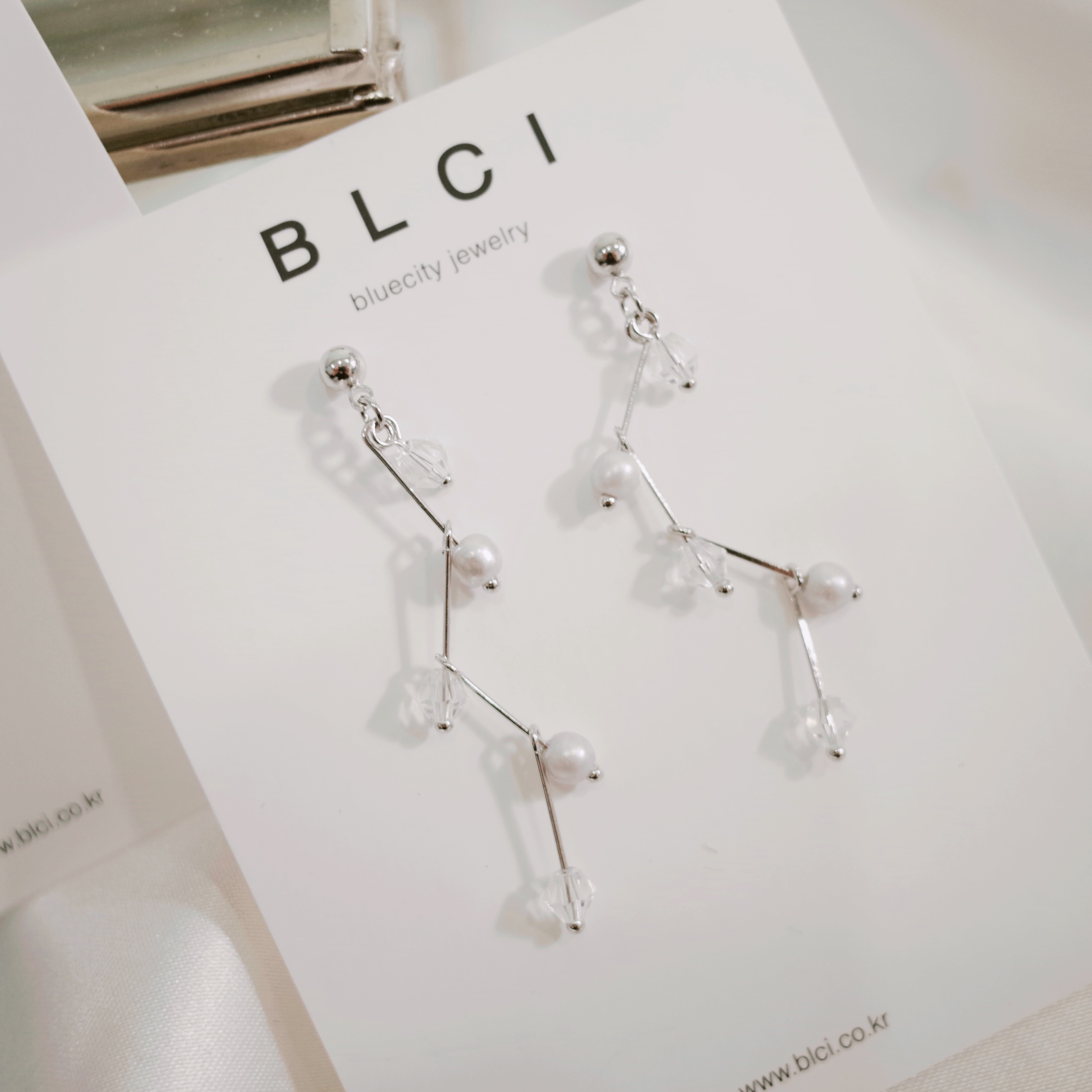 Chelsea Crystal Drop Earrings 2color Earrings Pear