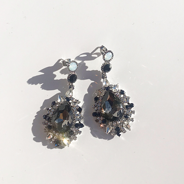 After Bold Cubic Drop Earrings 2color Antique Uniq