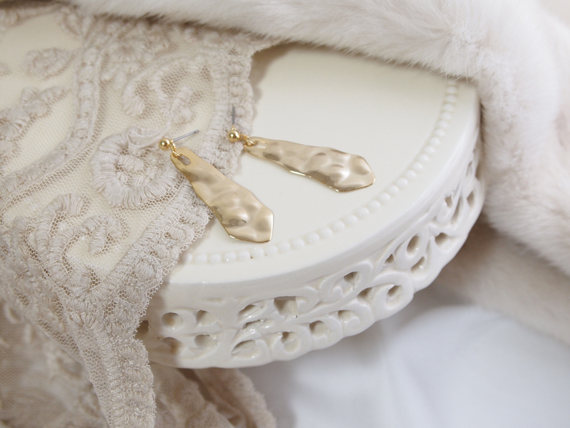 Black Knight Bold Necklace Earring Drop Earring Ce