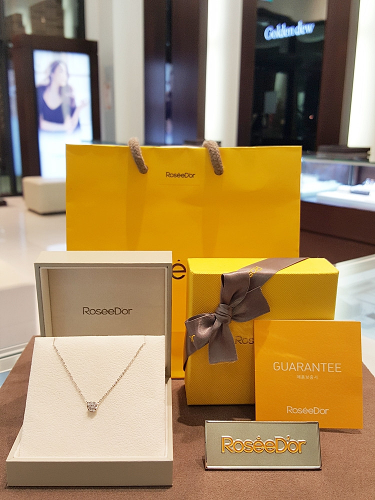 Golddude Rosette White Cubic Necklace-WNF2-B-0167-